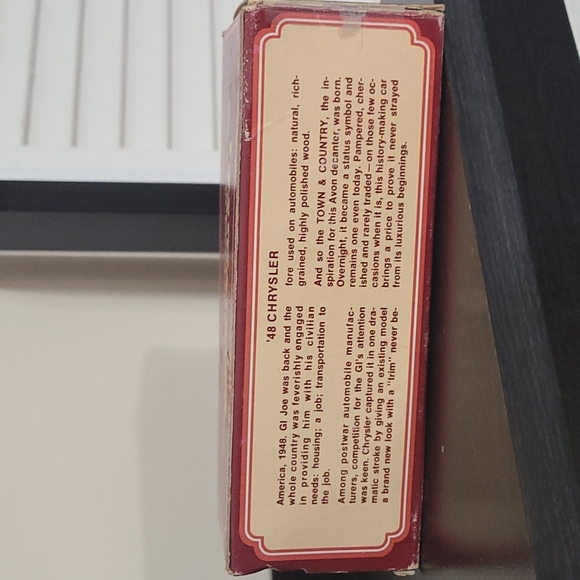 AVON-48 Chrysler Town & Country-Decanter Everest Aftershave!! W/ Original Box!! - Picture 10 of 13